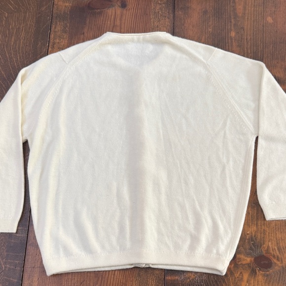 Vintage 50’s Talbott Taralan Cream Women's Sweater with Pearl Buttons Size 40 - Picture 5 of 5